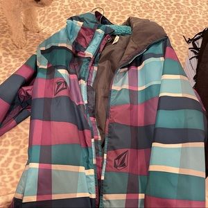 Cute volcom snow jacket